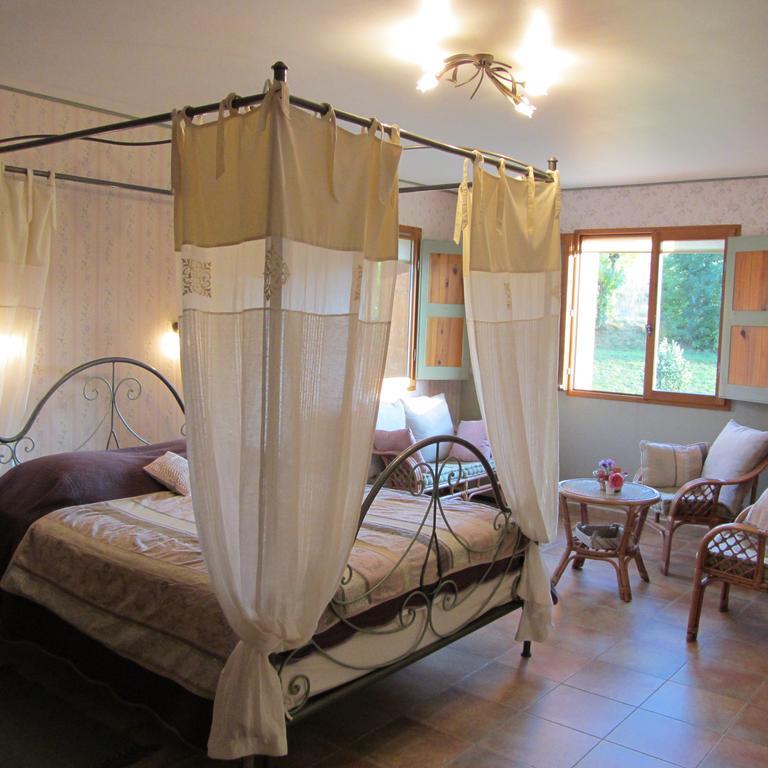 Le Clos De Lumiere La Roche-des-Arnauds Habitación foto