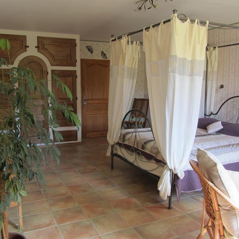 Le Clos De Lumiere La Roche-des-Arnauds Habitación foto