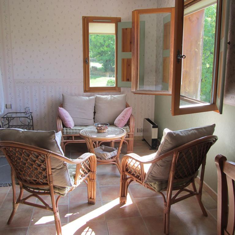 Le Clos De Lumiere La Roche-des-Arnauds Habitación foto